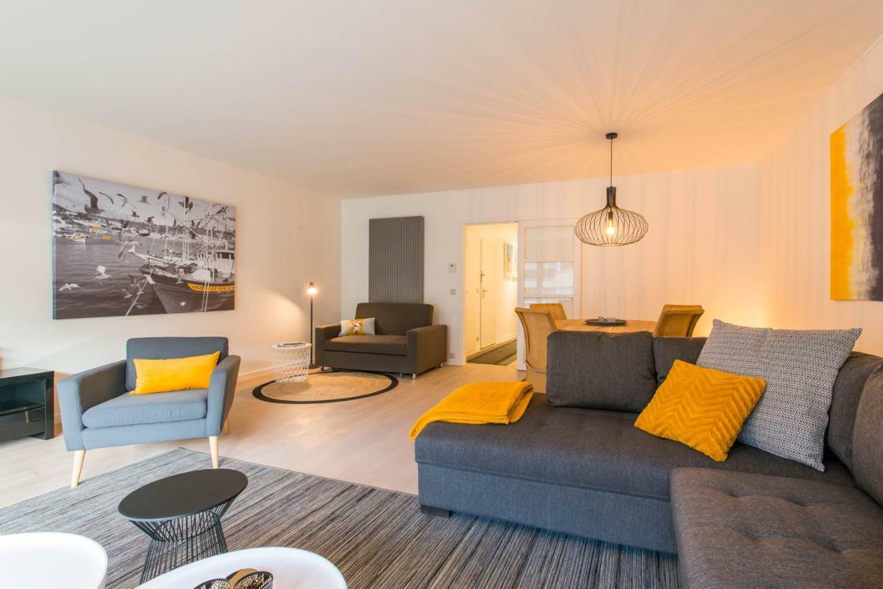 Yellow Knokke-Heist Bagian luar foto