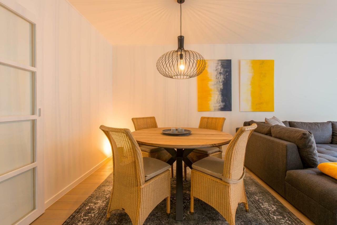 Yellow Knokke-Heist Bagian luar foto